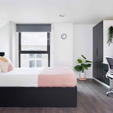 Joivy Trendy Aparthotel Units In Westfield-Adults Only Edinburgh Eksteriør bilde